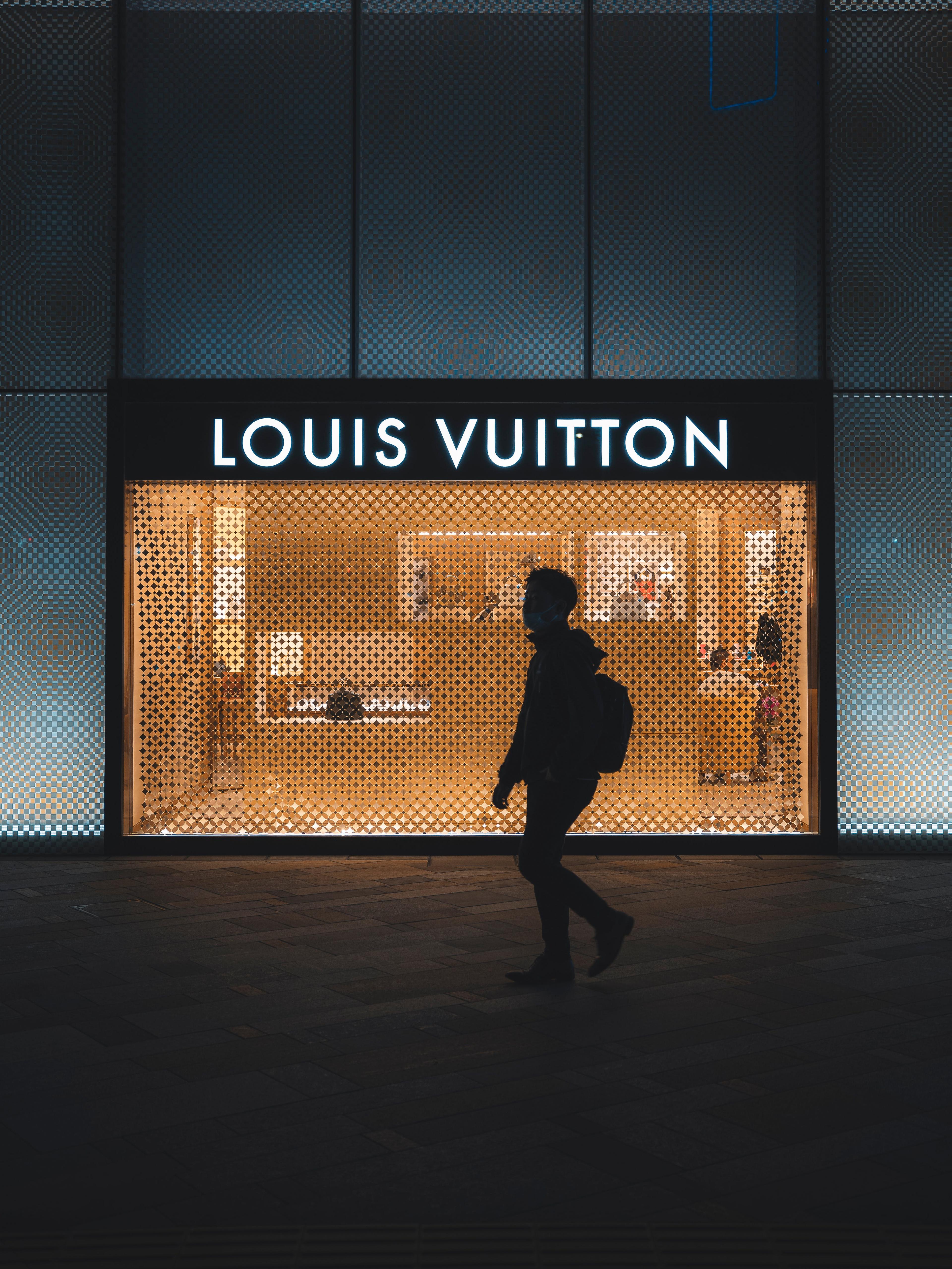 lv